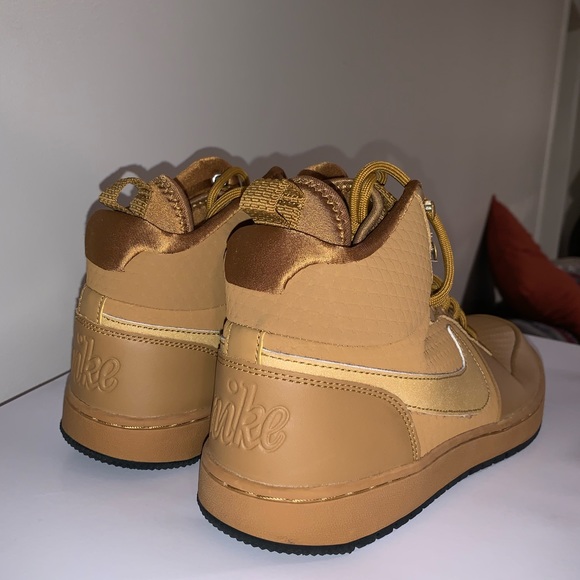 NIKE
Men's Ebernon Winter Mid Top Sneaker - Picture 5 of 5